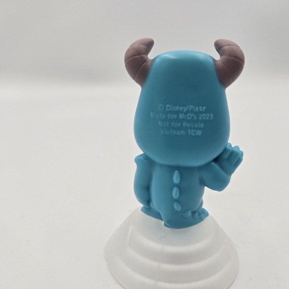 2023 McDONALD'S Disney's 100 Year Anniversary - HAPPY MEAL‎ TOY (Sulley) - Picture 2 of 2